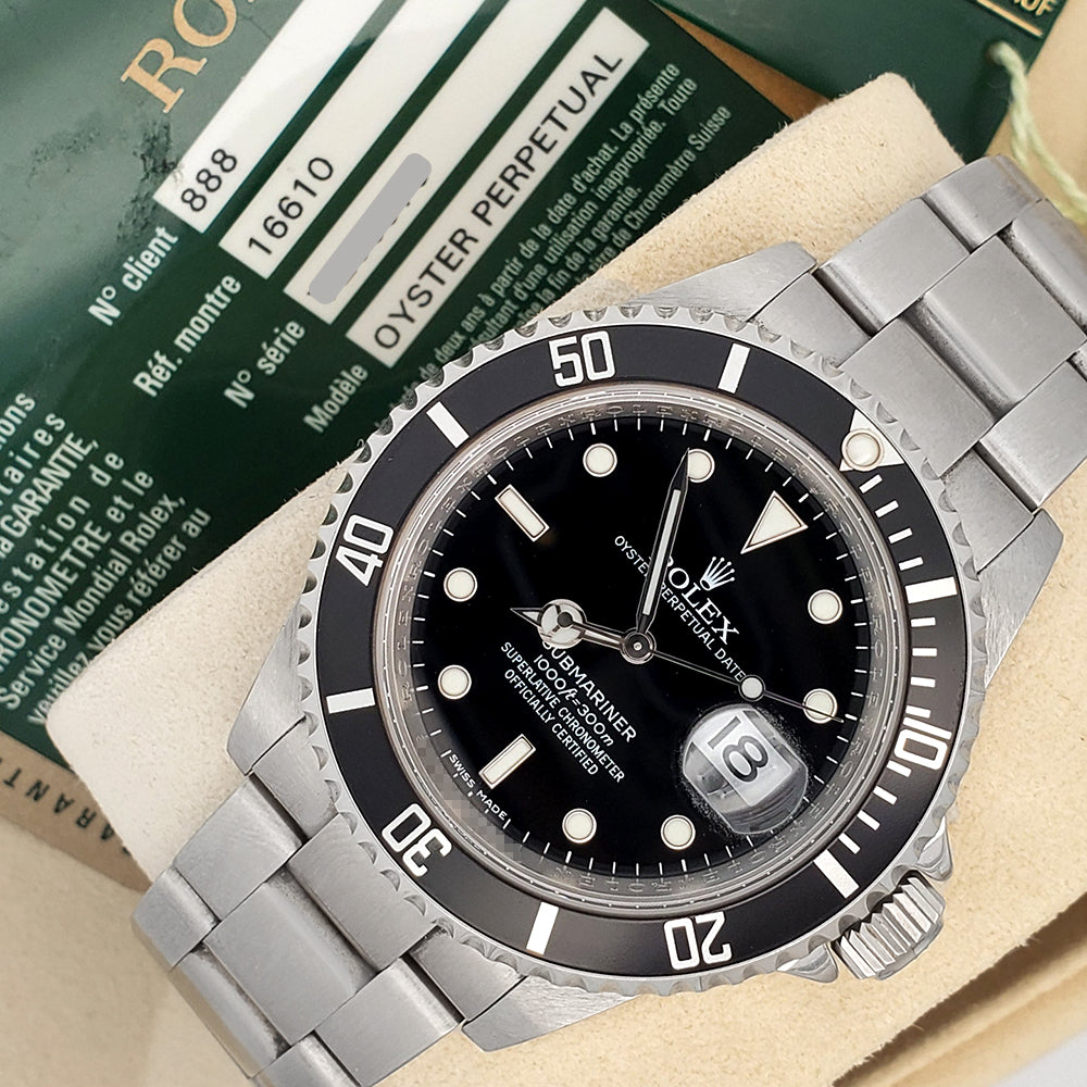 2009 Rolex Submariner Date 40mm Engraved Rehaut Steel Watch