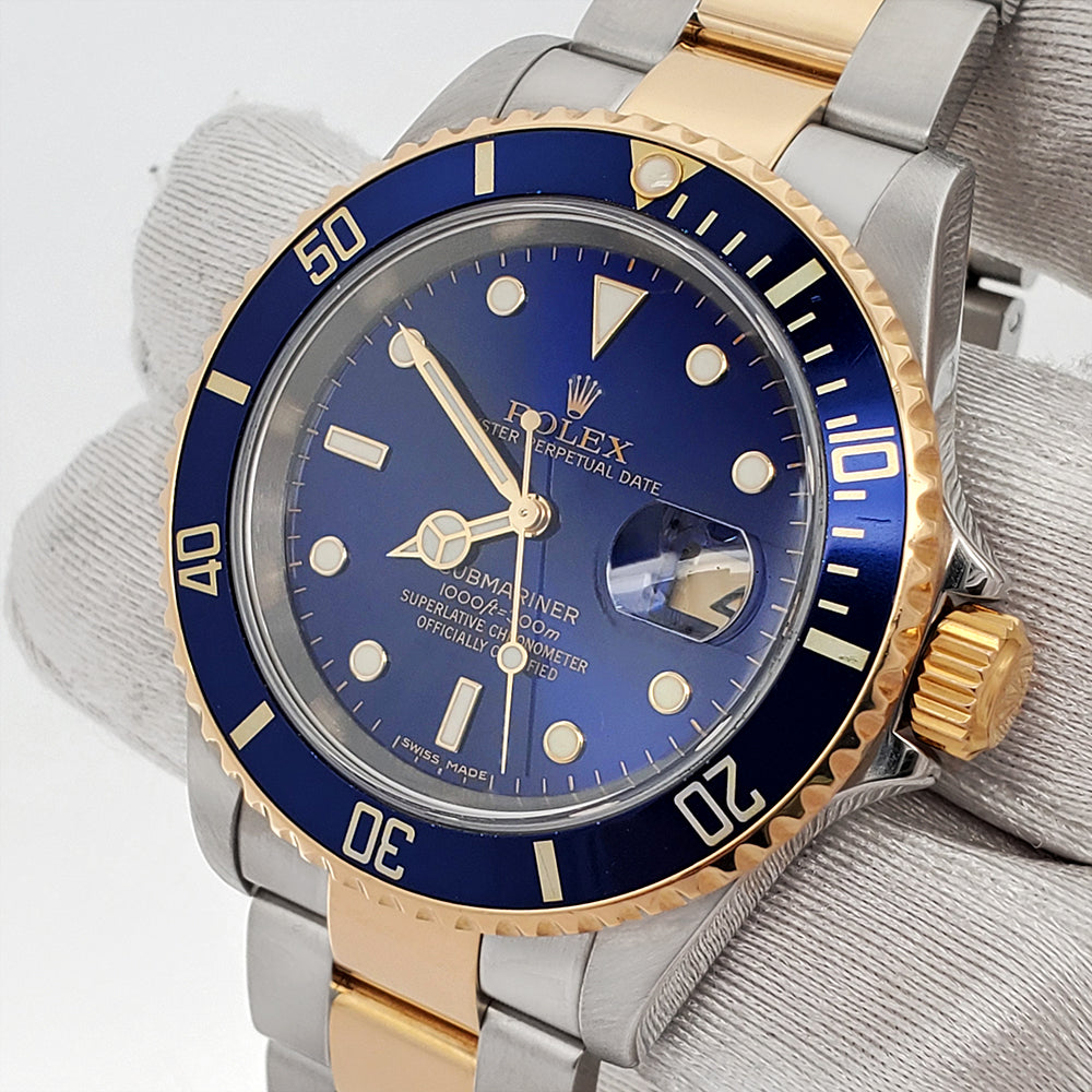 Rolex Submariner Date 40mm Blue Dial/Bezel 2-Tone Yellow Gold/Stainless Steel Watch Box Papers