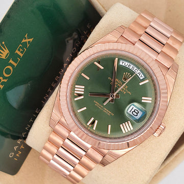 2023 Unworn Rolex Day-Date 40mm 228235 Rose Gold Olive Green Watch Box Papers