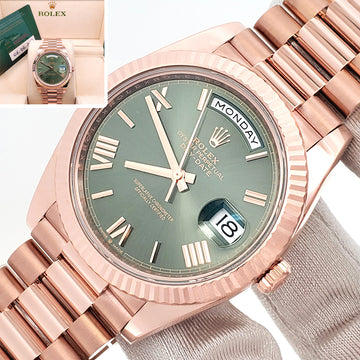 2023 Rolex Day-Date 228235 Rose Gold Fluted Bezel Olive Green Bevelled Roman Dial 40mm Watch Box Papers