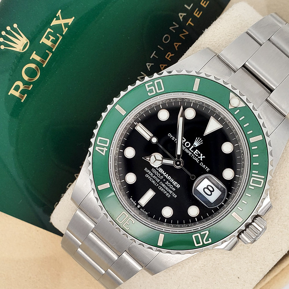 Unworn 2025 Rolex Submariner "Starbucks" Date 41mm 126610LV Green Bezel Watch Box Papers