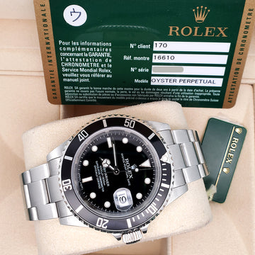 Rolex Submariner Date 40mm Engraved Rehaut Steel Watch 16610 Box Papers