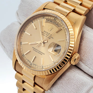 Rolex President Day-Date 36mm 18238 Factory Champagne Stick Dial Double-Quick Yellow Gold Watch Box Papers