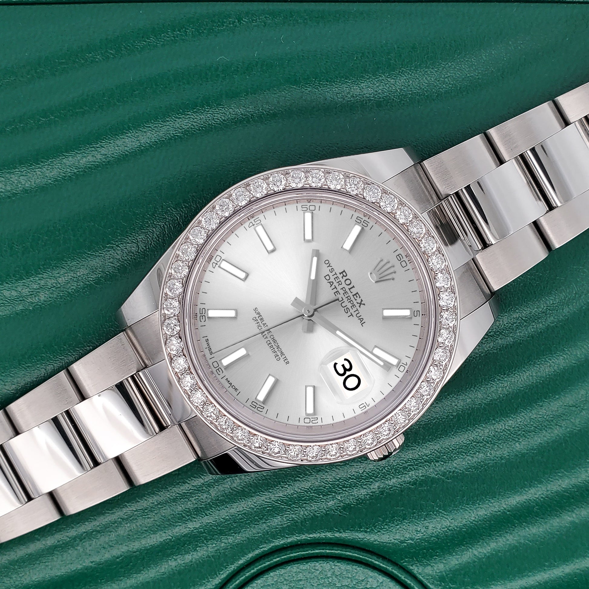 Rolex Datejust 41 126300 Silver Index 2.4CT Diamond Bezel Steel Oyster Watch Box Papers