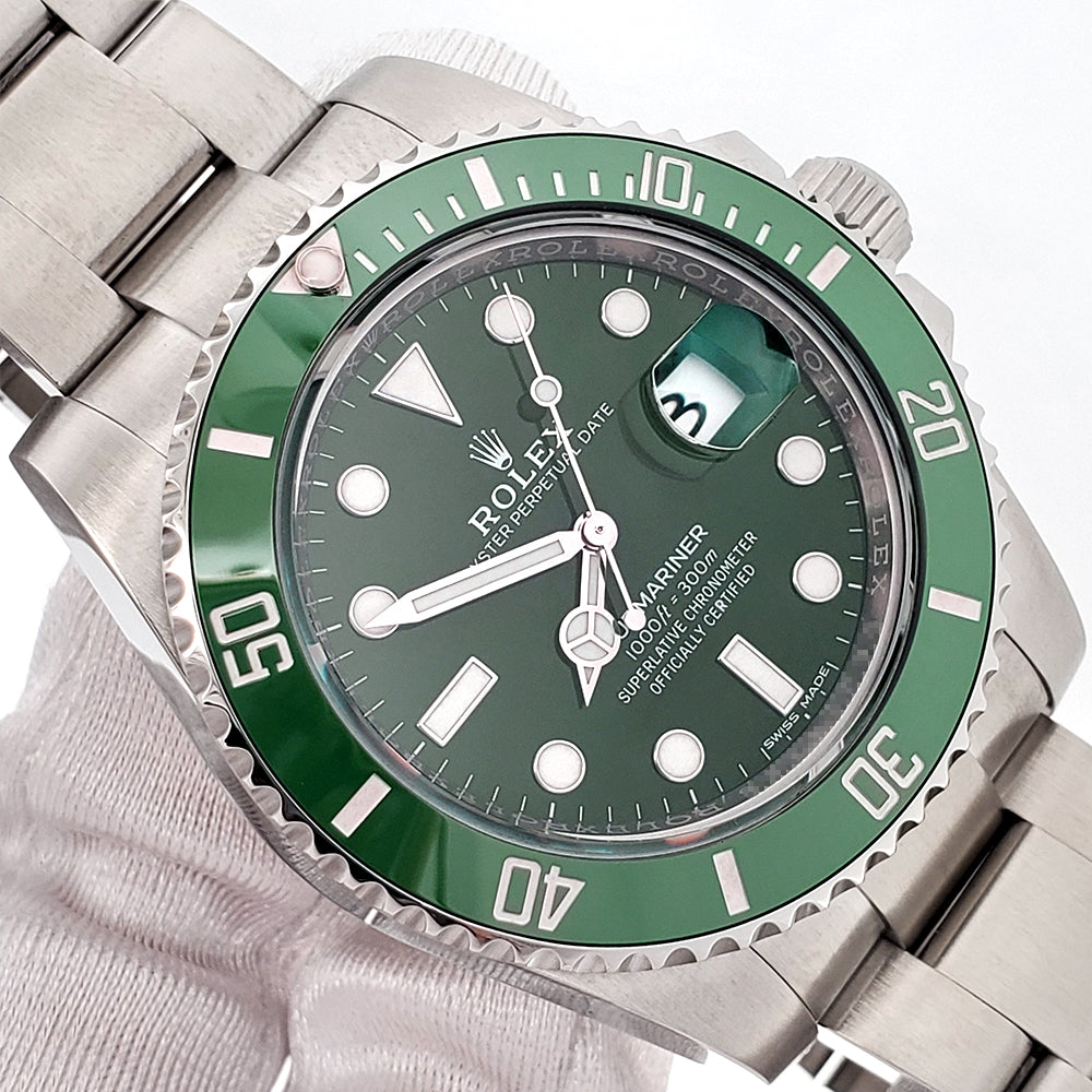 2016 Rolex Submariner "Hulk" Green 40mm Steel Watch 116610LV Box Papers