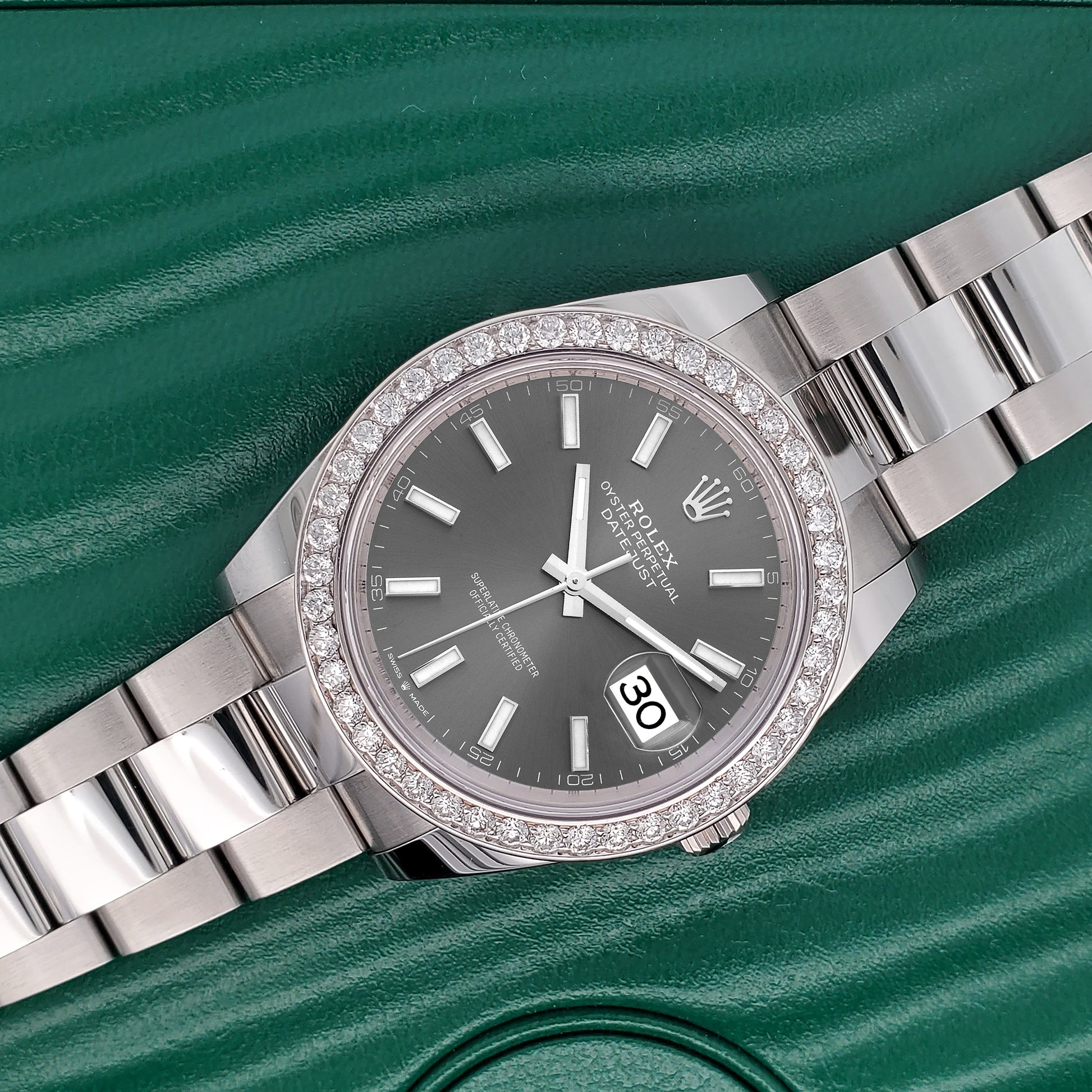 Rolex Datejust 41 126300 Grey Index 2.4CT Diamond Bezel Steel Oyster Watch Box Papers