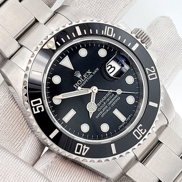 Rolex Submariner Date Engraved Rehaut 40mm Steel Oyster Watch 16610 Box/Papers/Tag