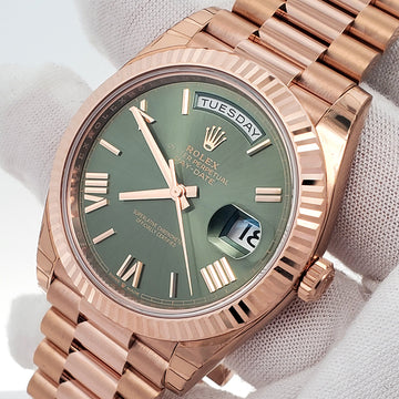 2023 Unworn Rolex Day-Date 40mm 228235 Rose Gold Olive Green Watch Box Papers