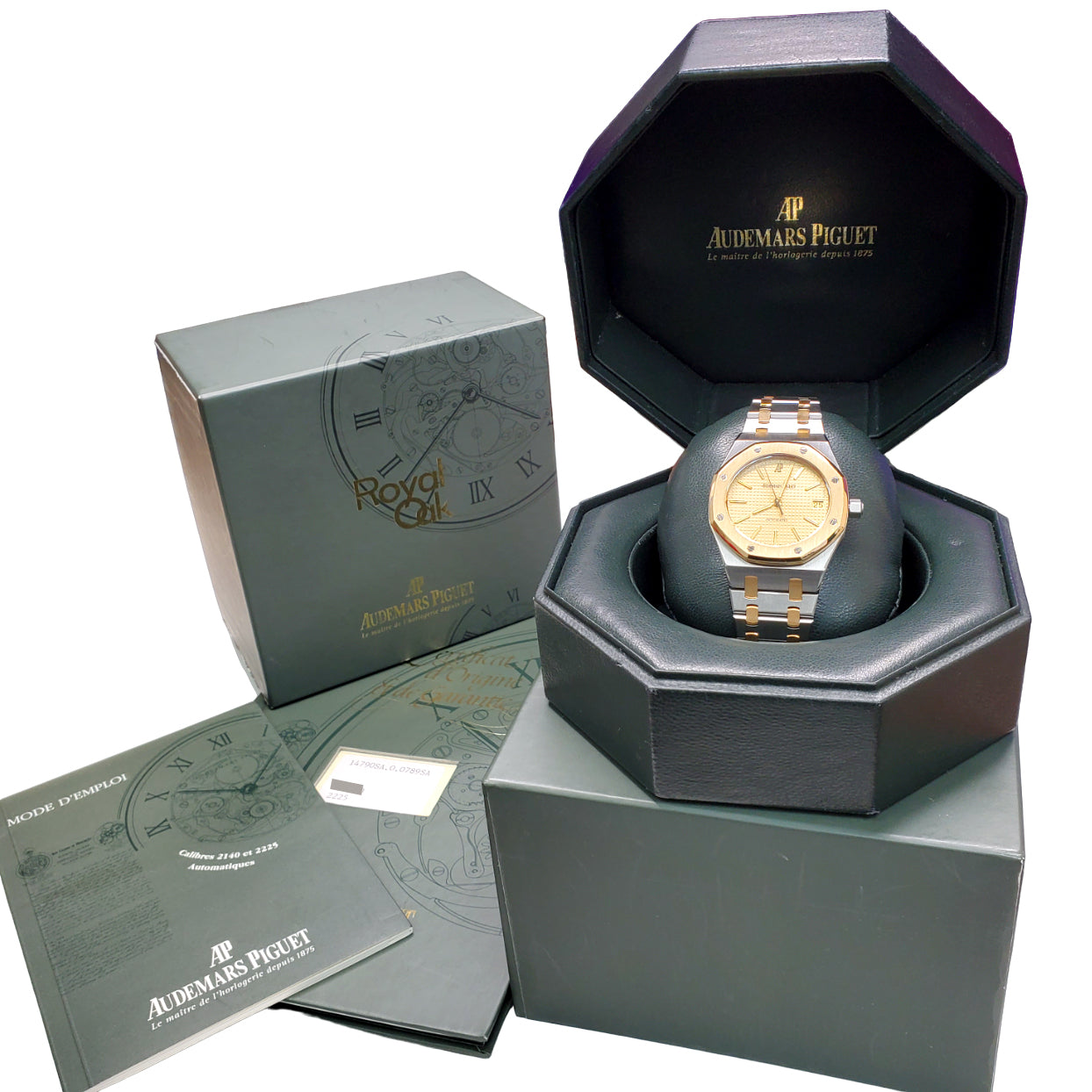 Audemars Piguet Royal Oak 36mm Automatic 2-tone Yellow Gold and Stainless Steel Watch 14790SA Box Papers