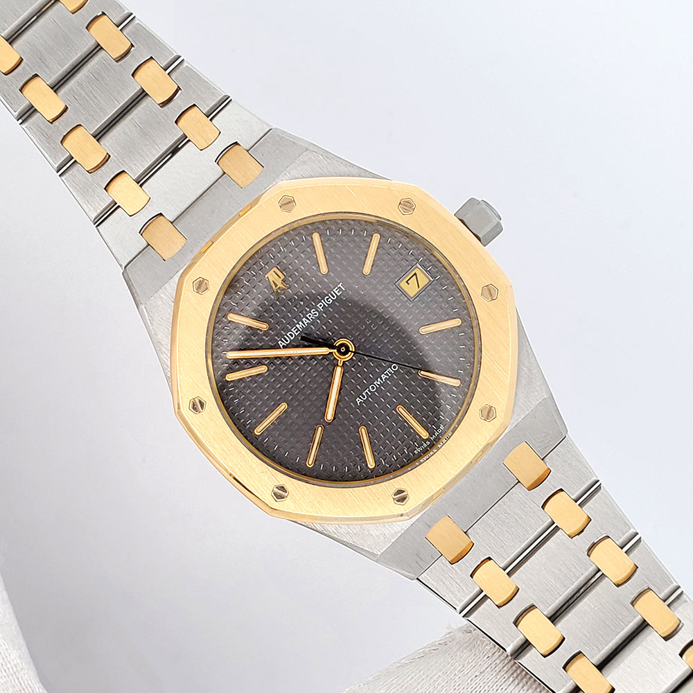 Audemars Piguet Royal Oak 36mm Automatic Watch - 14700SA