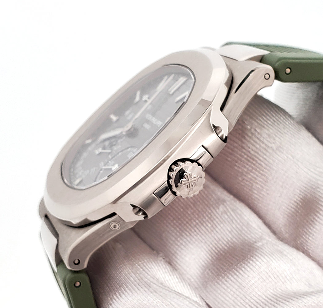 2019 Patek Philippe Nautilus Moon phase 40mm Grey Dial White Gold Watch 5712G-001 Box/Papers/Strap