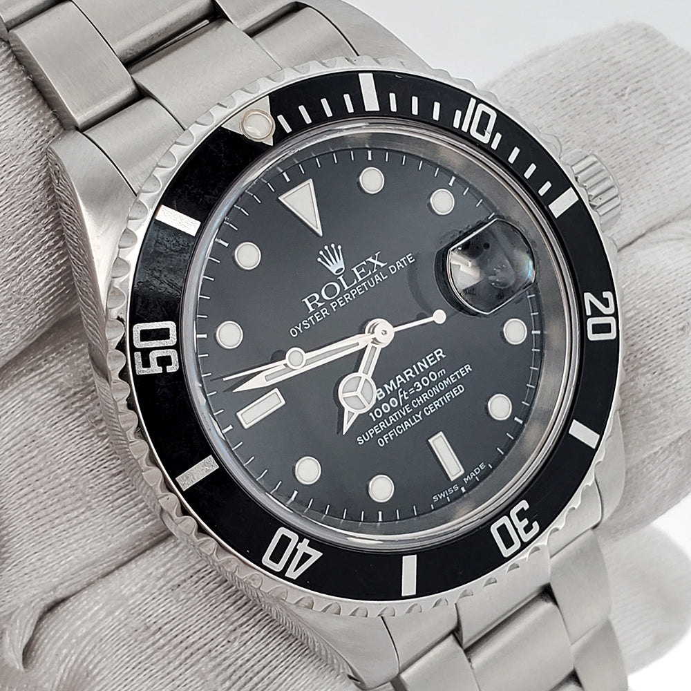 Rolex Submariner Date 16610 40mm Steel Watch Box Papers