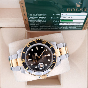 Rolex Submariner 40mm Two-Tone Yellow Gold/Steel Black Dial Watch 16613LN Box Papers