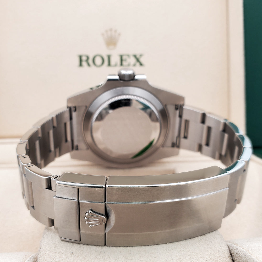 Rolex Submariner Date 40mm Steel Watch 116610LN Box Papers