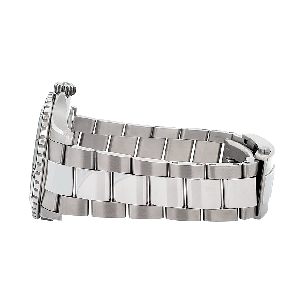 2022 Breitling Superocean 44mm Turquoise Dial Steel Mens Watch A17376 Papers