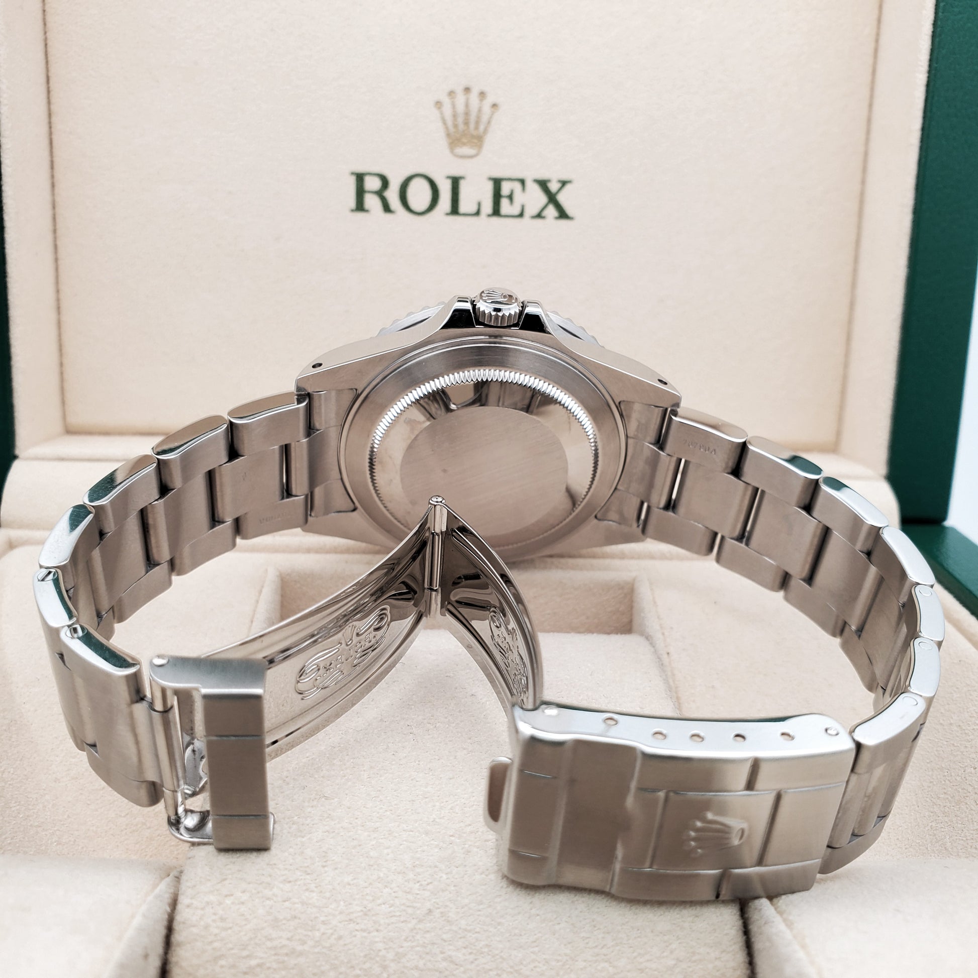 Rolex GMT-Master II 40mm Steel Oyster Watch 16710 Box Papers