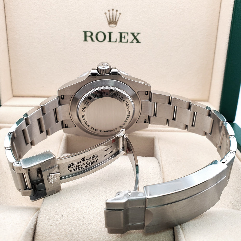 Rolex Sea-Dweller 4000 40mm Ceramic Bezel Steel Watch 116600 Box Papers