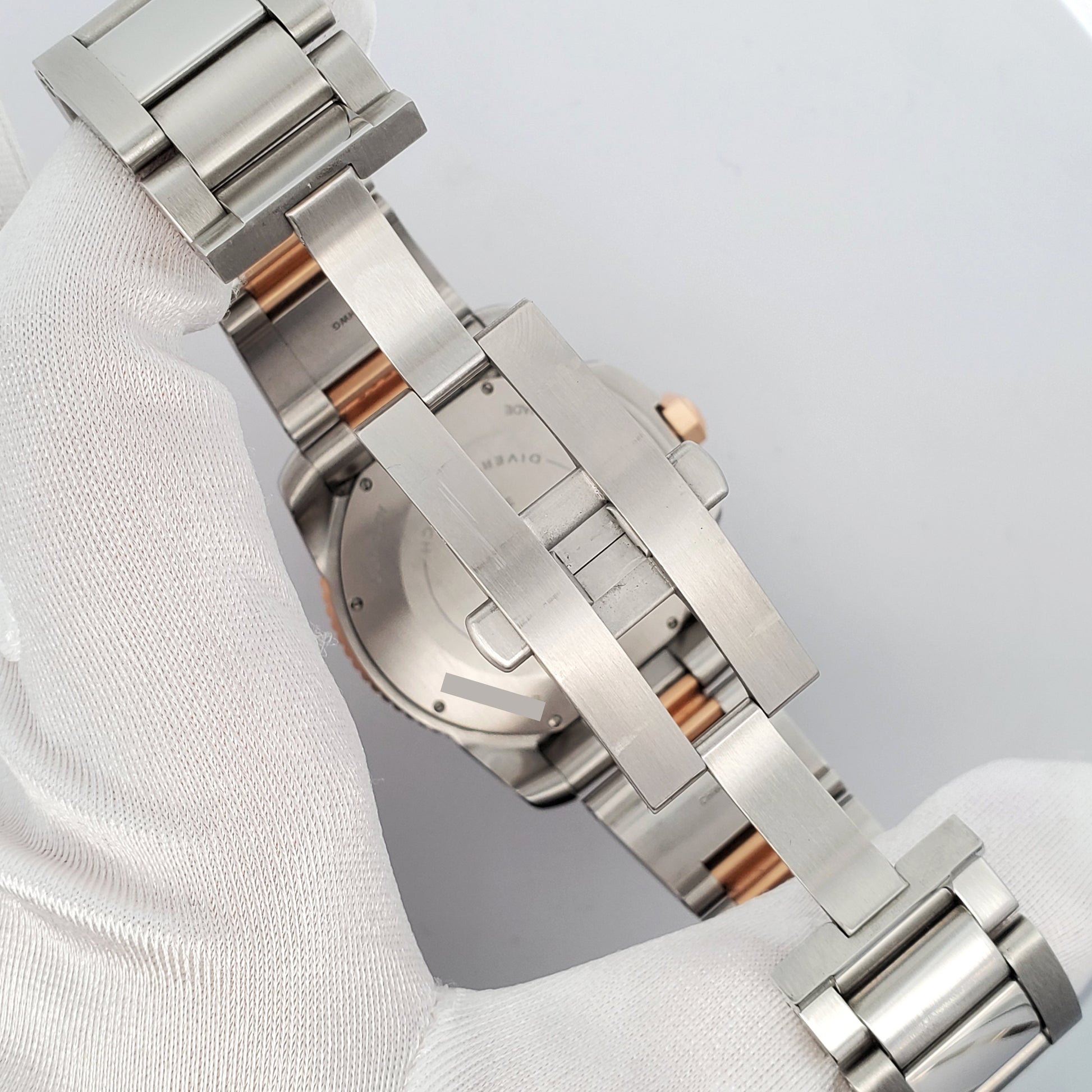 Cartier Calibre de Cartier Diver 42mm Black Roman Dial Rose Gold/Steel Watch W7100054 3729