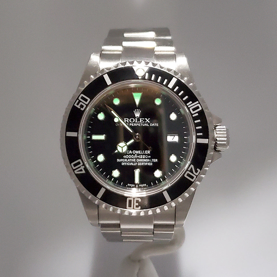 Rolex Sea-Dweller 4000 40mm Oyster Steel Watch 16600