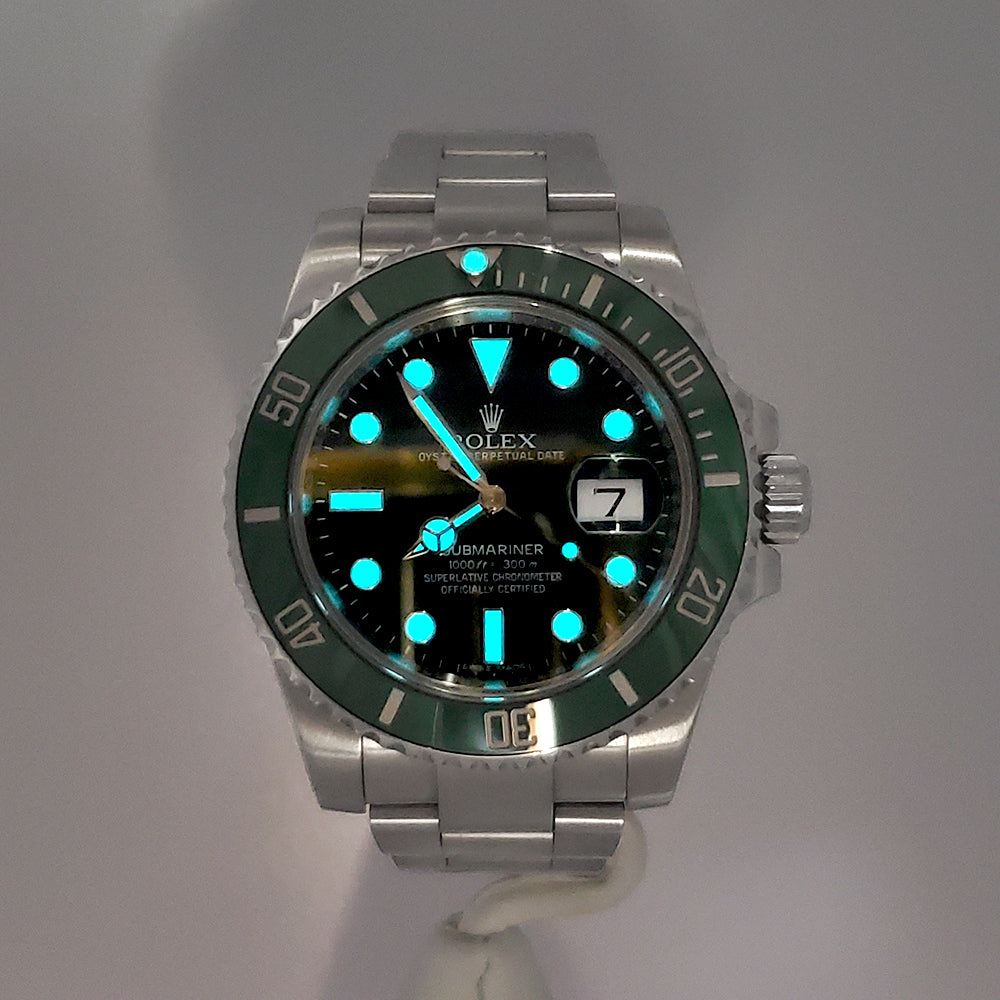 2016 Rolex Submariner "Hulk" Green 40mm Stainless Steel Watch 116610LV Box/Papers/Tag