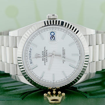 Rolex President Day-Date 40 18K White Gold Automatic Original Silver Striped Motif Dial Mens Watch 228239