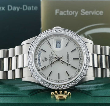 Rolex President Day-Date 18K White Gold 36mm Automatic Mens Watch w/Diamond Bezel 118239