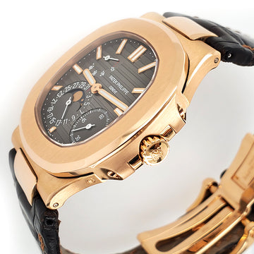 Patek Philippe Nautilus 40mm 18K Rose Gold Watch 5712R-001 Box Papers 2015