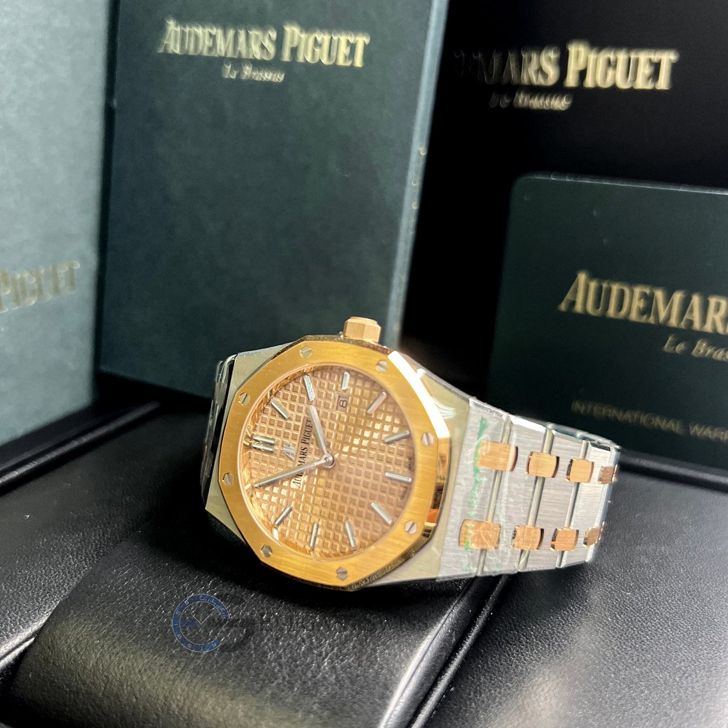 Unworn Audemars Piguet Lady Royal Oak 33mm Pink Dial Rose Gold Steel W