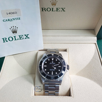 Rolex Submariner 40MM No-Date Black Dial  Stainless Steel Watch 14060 Box Papers